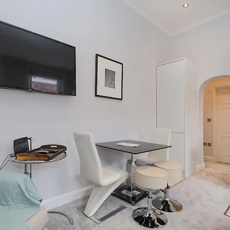 Appartement Cosy Kensington Flat, 2 Min To Tube à Londres Extérieur photo