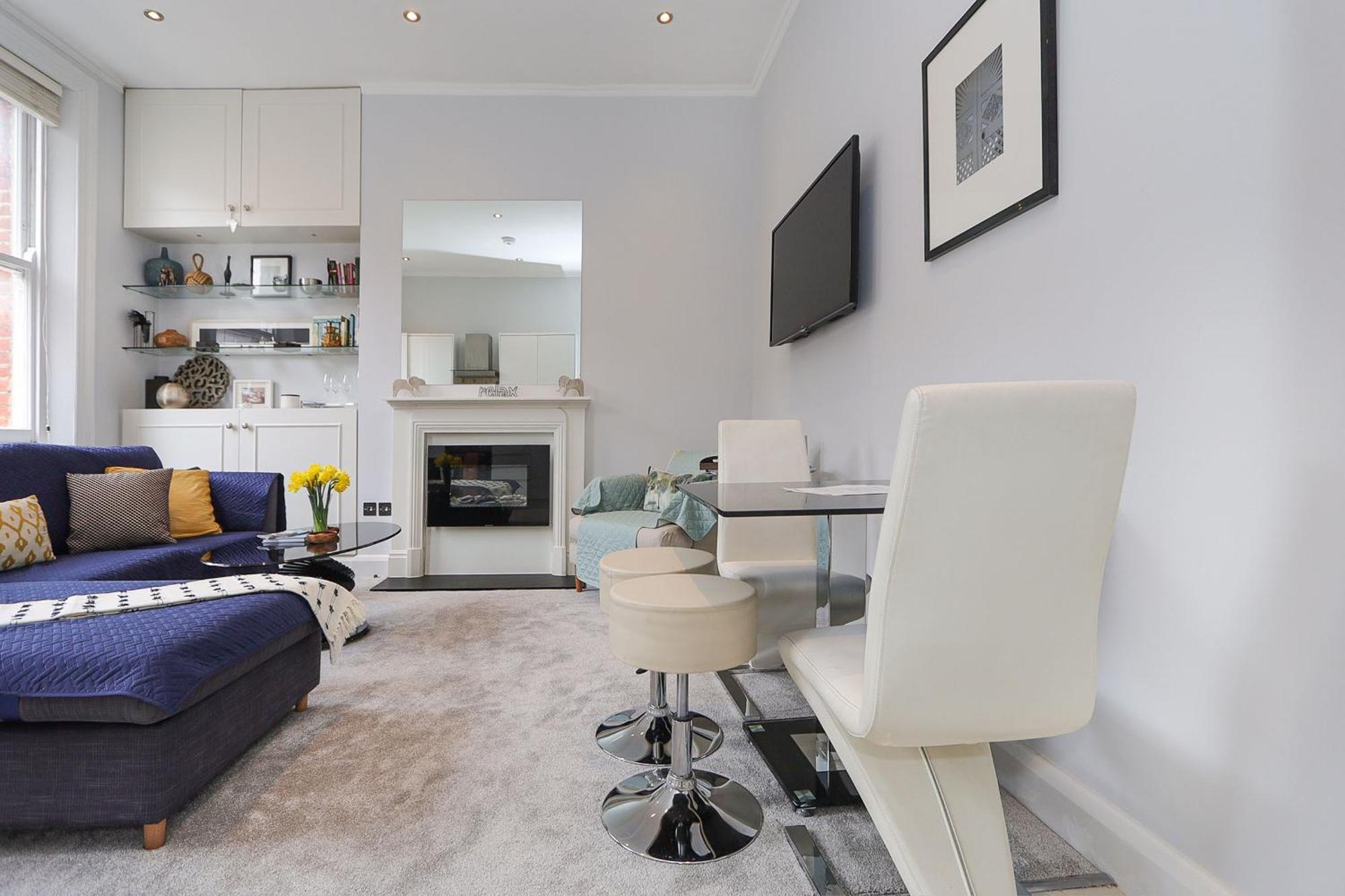 Cosy Kensington Flat, 2 Min To Tube Апартаменты *