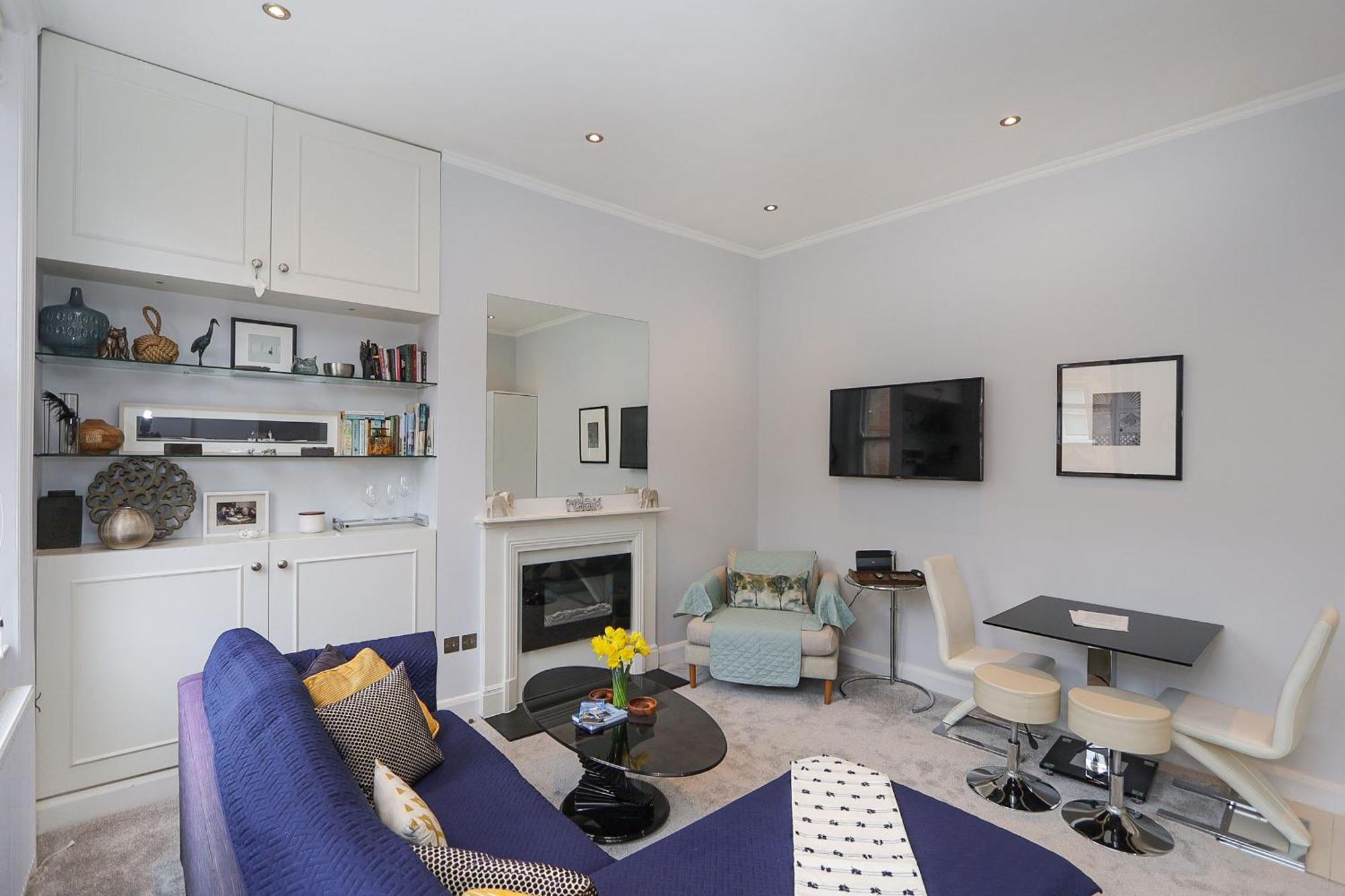 Cosy Kensington Flat, 2 Min To Tube * Londres
