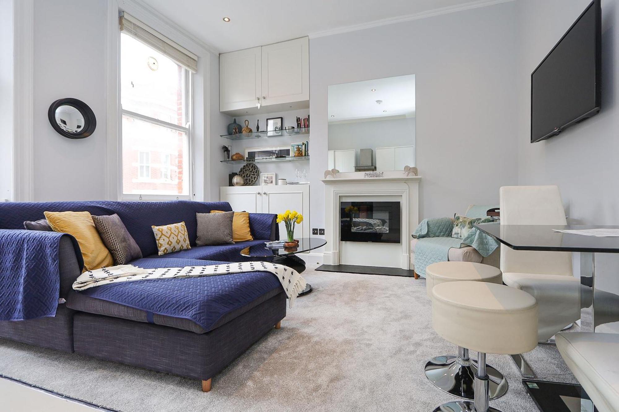 Cosy Kensington Flat, 2 Min To Tube Апартаменты
